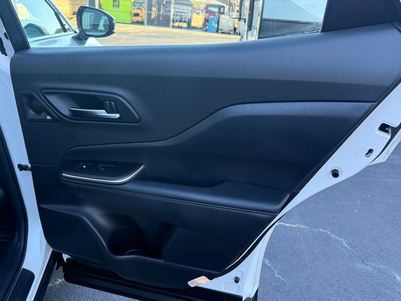 Toyota Crown XLE 2023