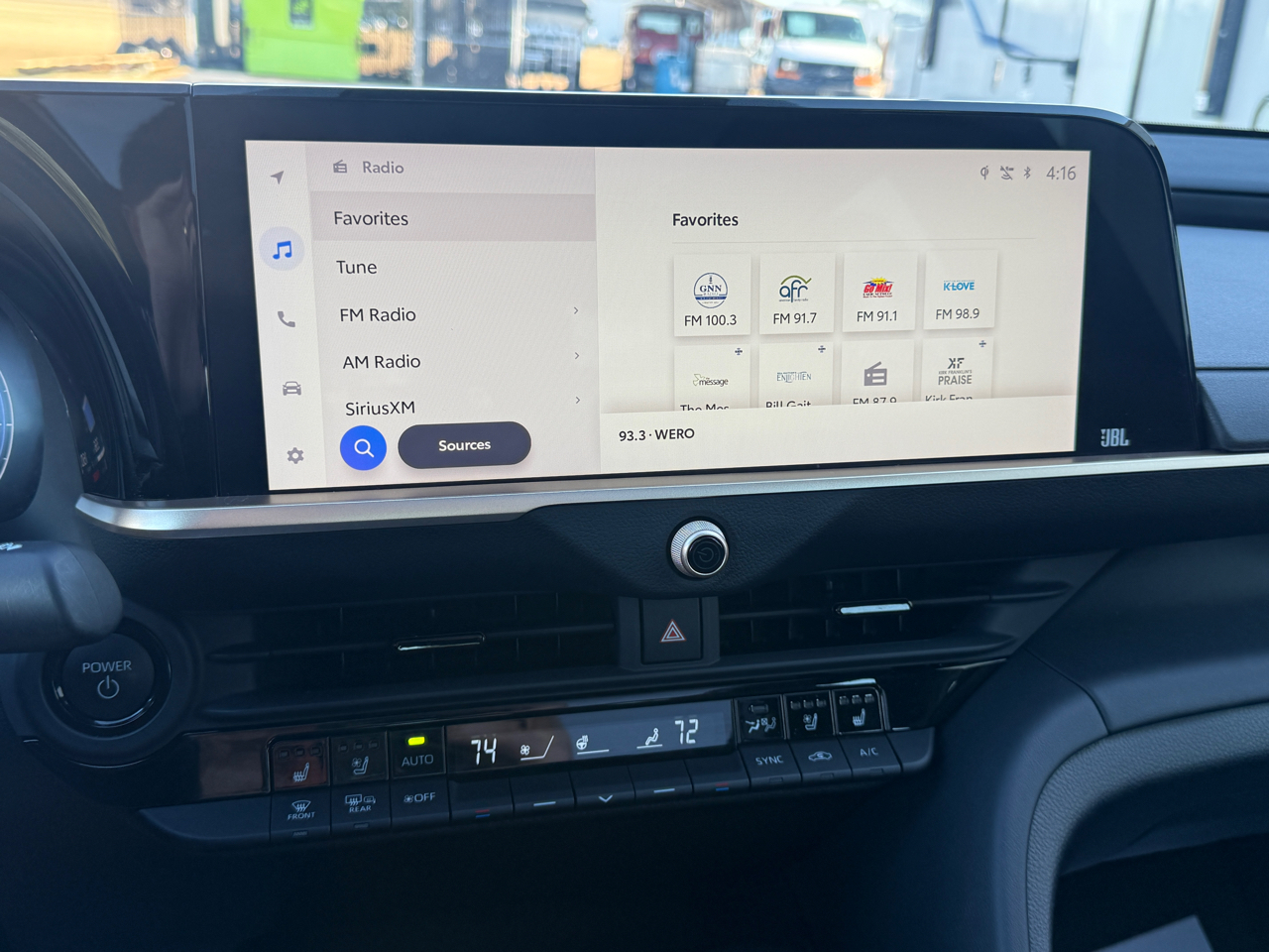 Toyota Crown XLE 2023