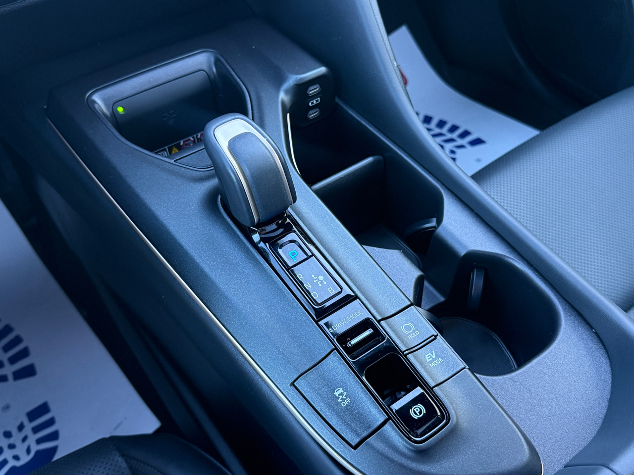 Toyota Crown XLE 2023