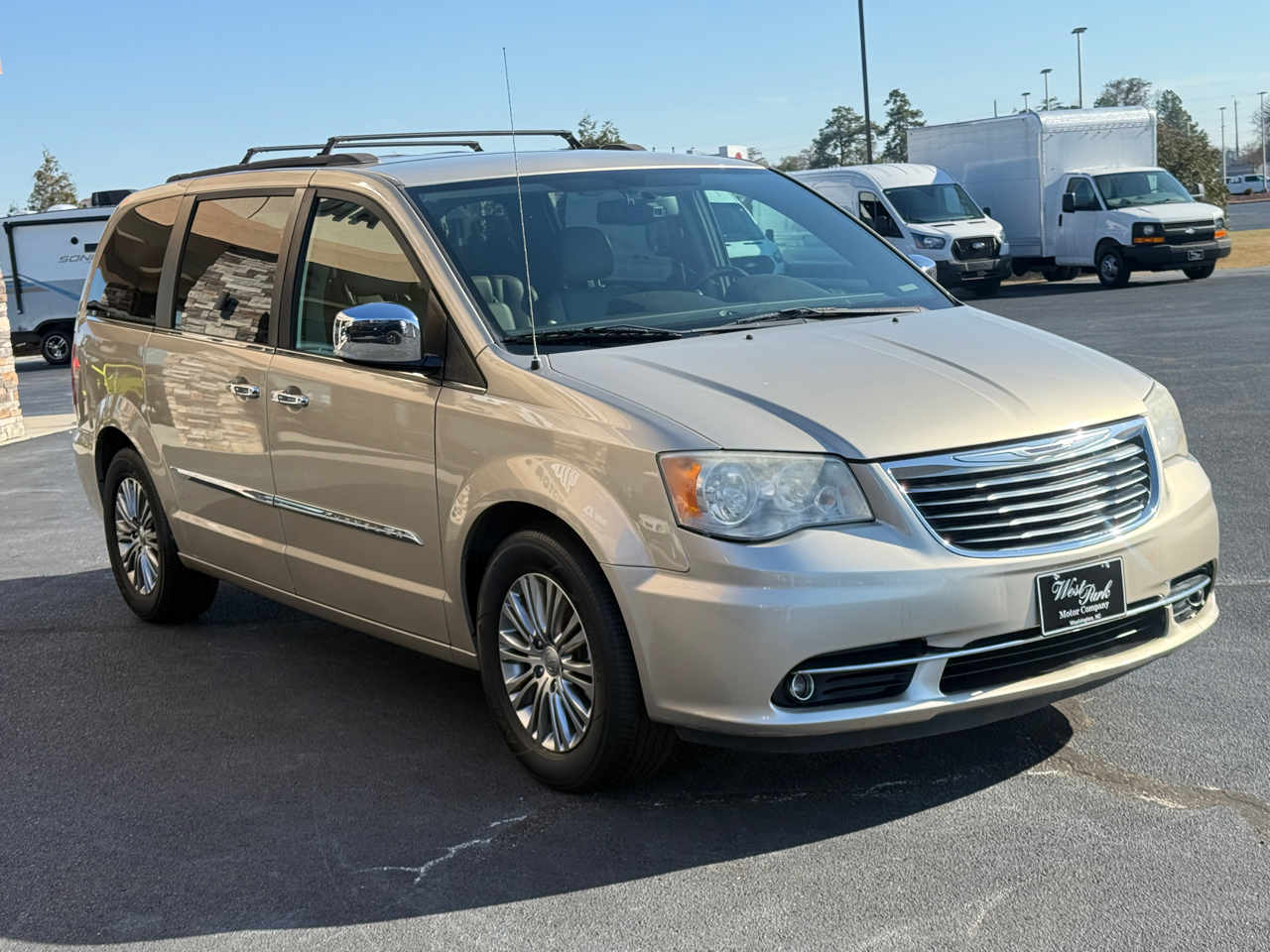 Chrysler Town & Country Touring-L 2014