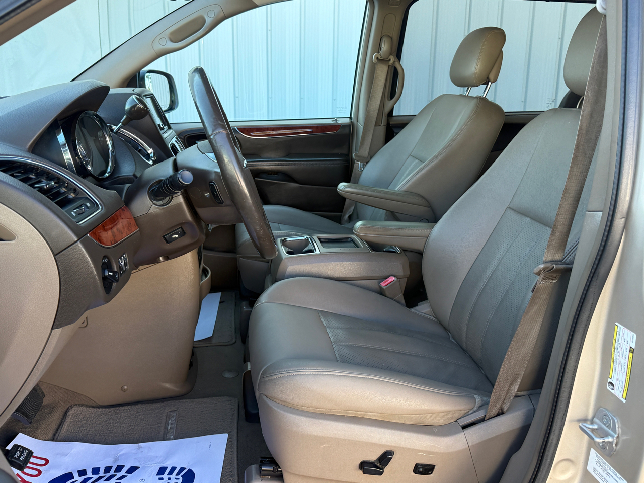 Chrysler Town & Country Touring-L 2014