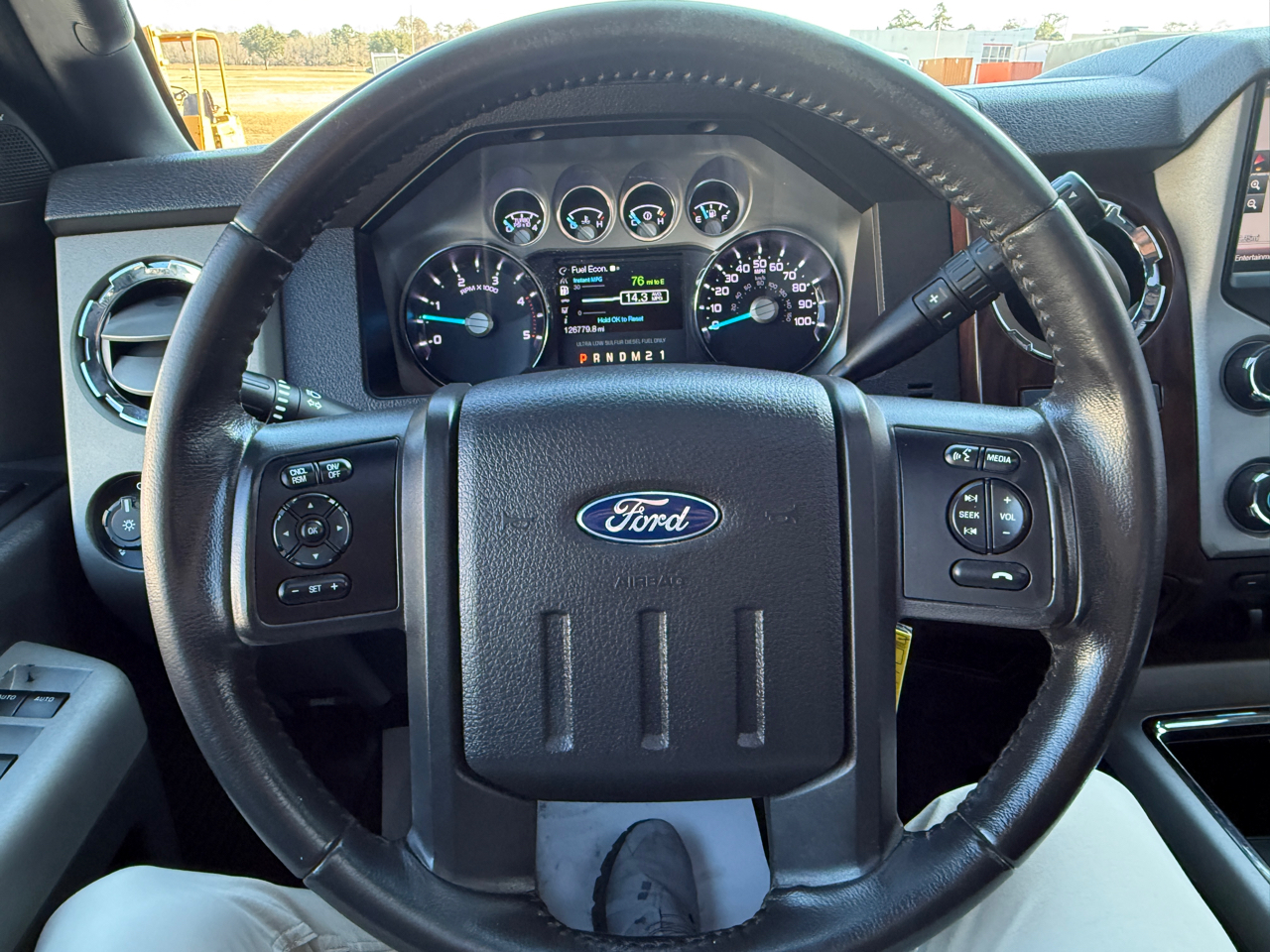 Ford F-250 SD Lariat Crew Cab 4WD 2016