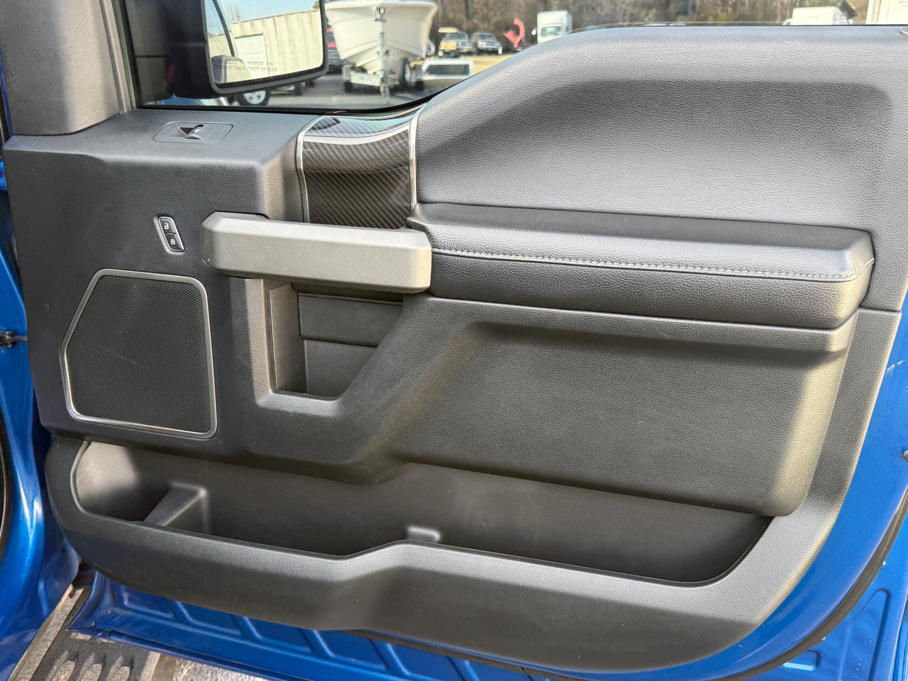 Ford F-150 Raptor SuperCrew 4WD 2018