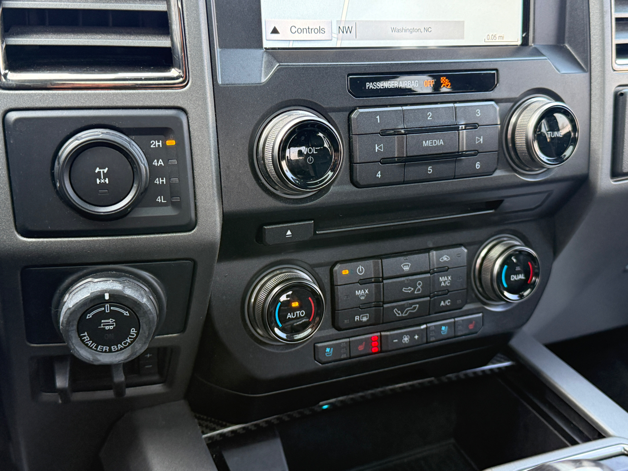 Ford F-150 Raptor SuperCrew 4WD 2018