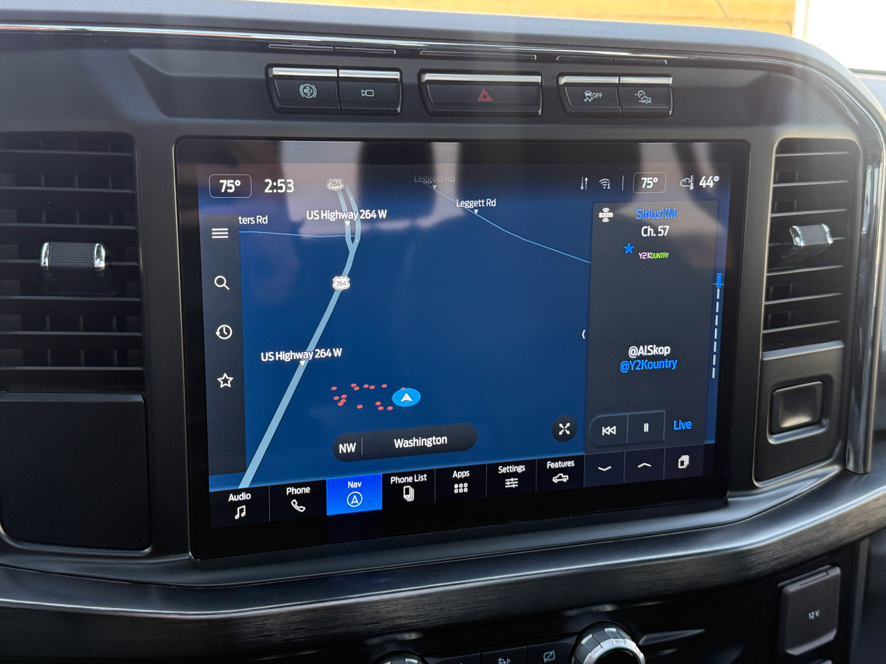 Ford F-250 SD Lariat Crew Cab 4WD 2023