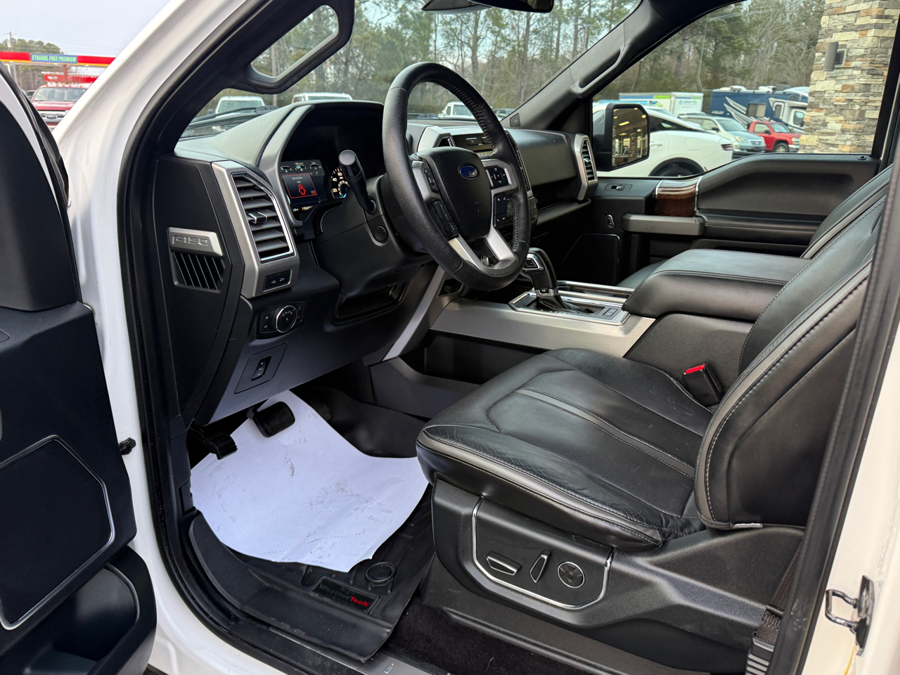 Ford F-150 Platinum SuperCrew 4WD 2015