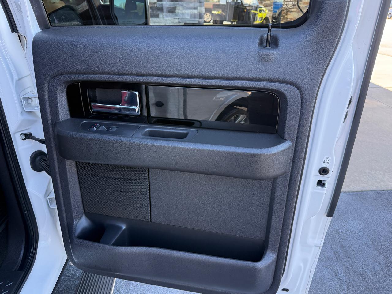 Ford F-150 Limited SuperCrew 4WD 2013