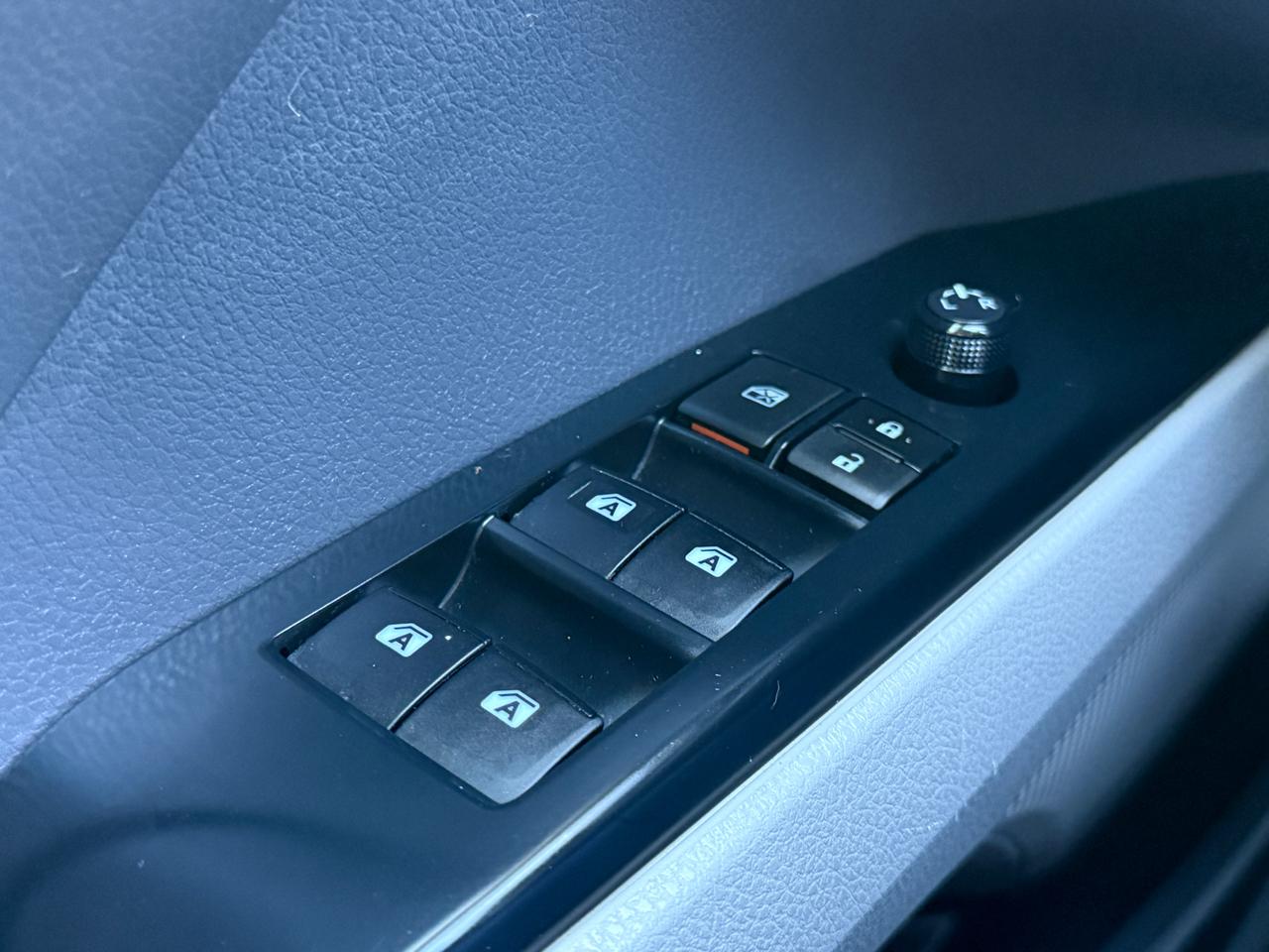 Toyota Camry Hybrid SE 2020