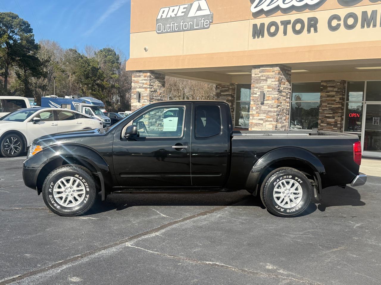 Nissan Frontier S Crew Cab 5AT 4WD 2016