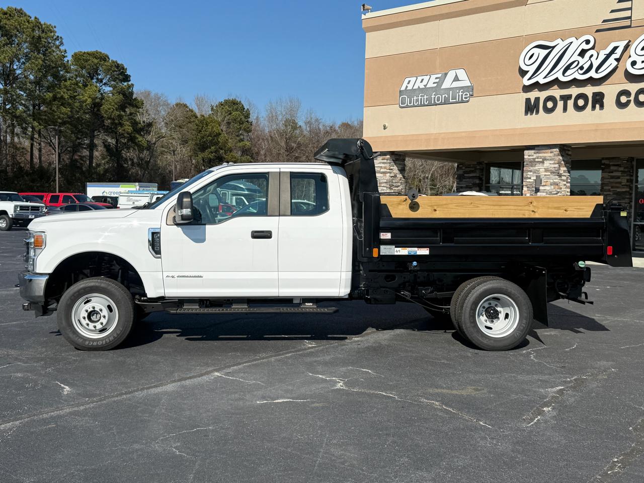 Ford F-350 SD XL SuperCab Long Bed 4WD DRW 2021