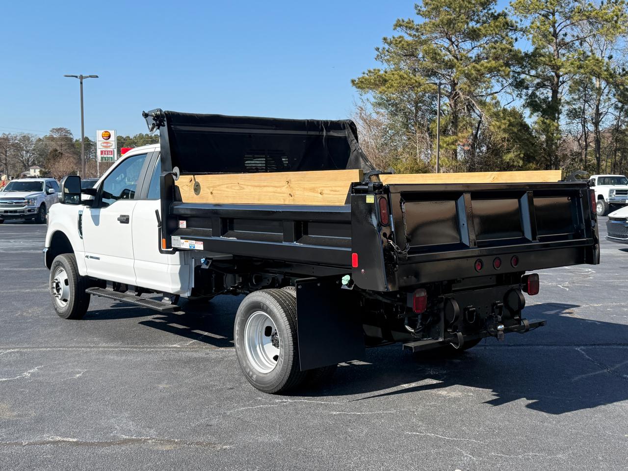 Ford F-350 SD XL SuperCab Long Bed 4WD DRW 2021
