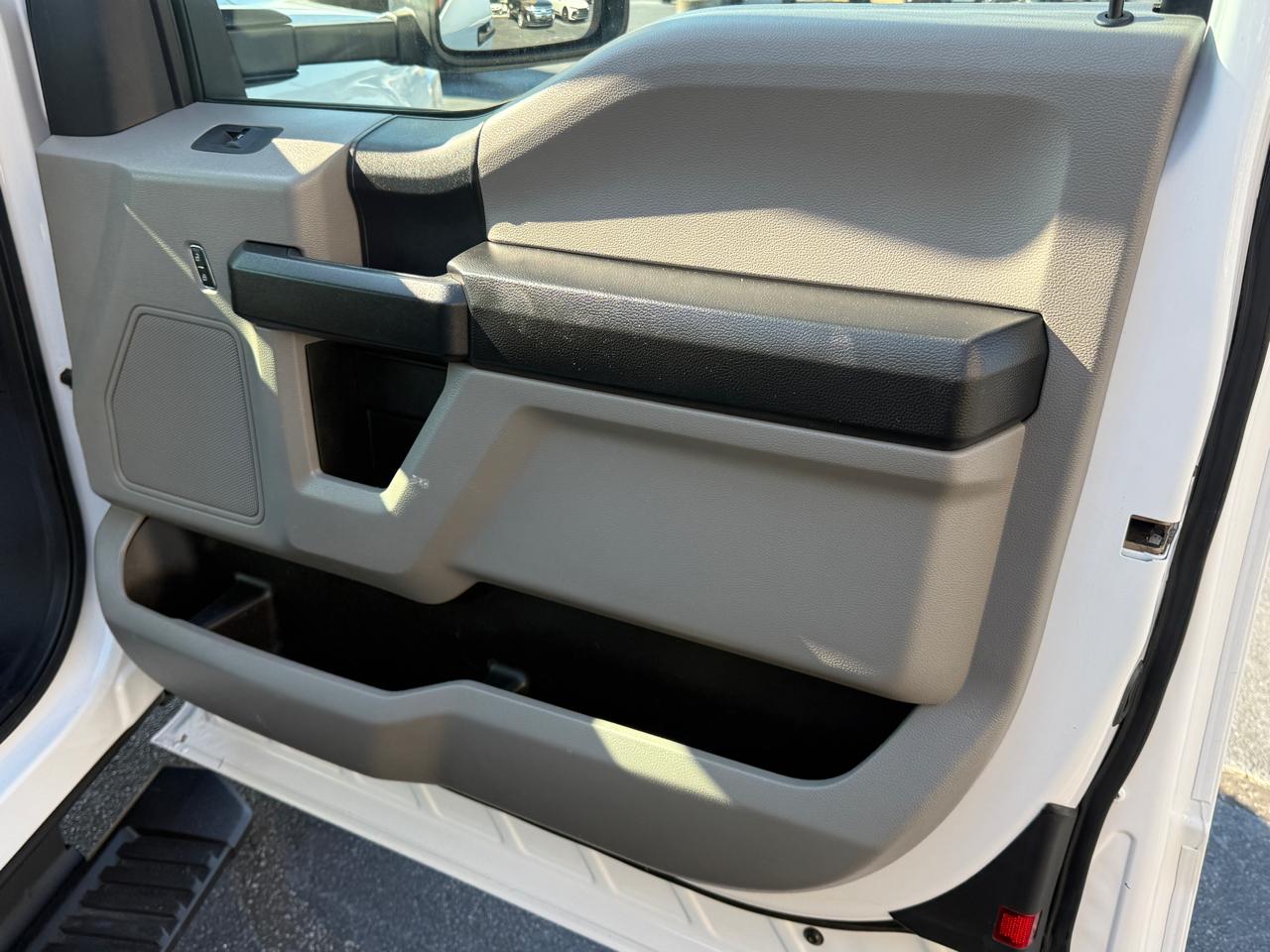 Ford F-350 SD XL SuperCab Long Bed 4WD DRW 2021