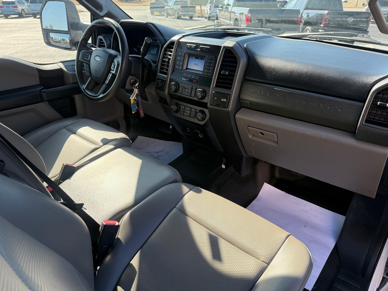 Ford F-350 SD XL SuperCab Long Bed 4WD DRW 2021