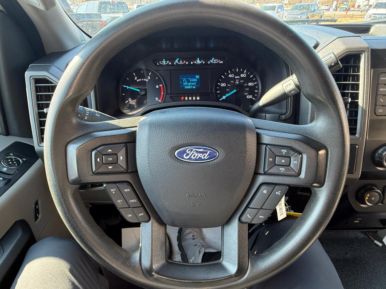 Ford F-350 SD XL SuperCab Long Bed 4WD DRW 2021