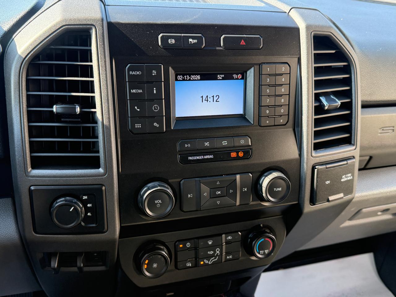 Ford F-350 SD XL SuperCab Long Bed 4WD DRW 2021