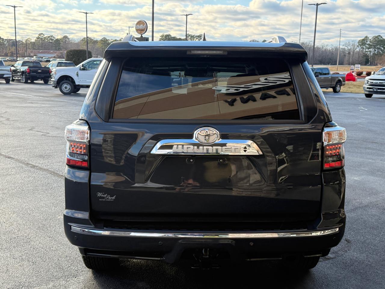 Toyota 4Runner Limited 4WD 2024