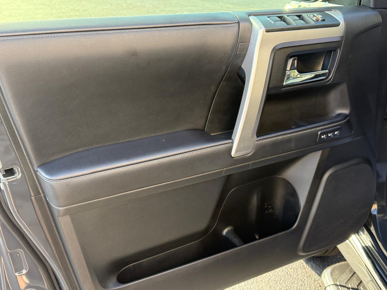 Toyota 4Runner Limited 4WD 2024