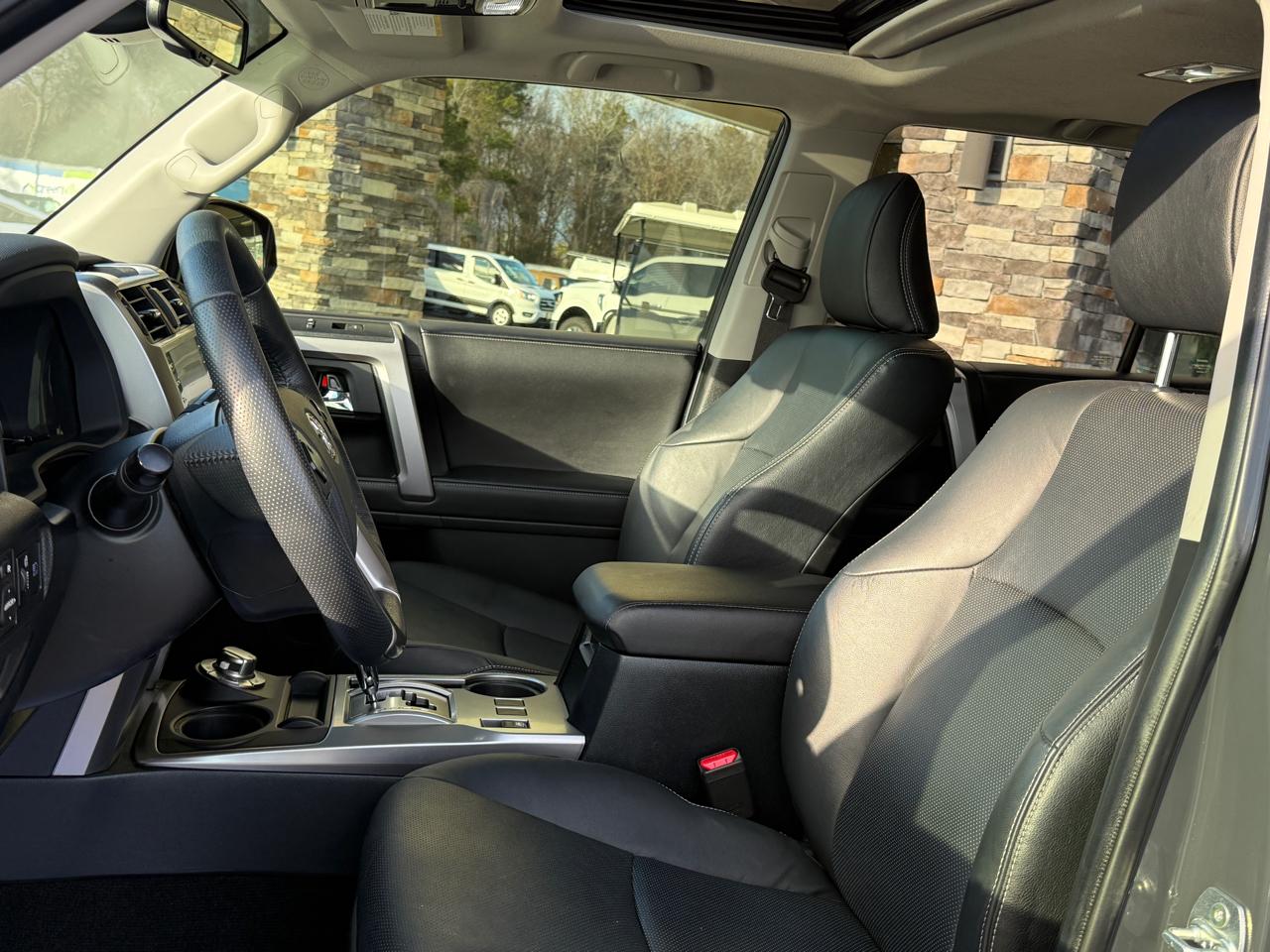 Toyota 4Runner Limited 4WD 2024