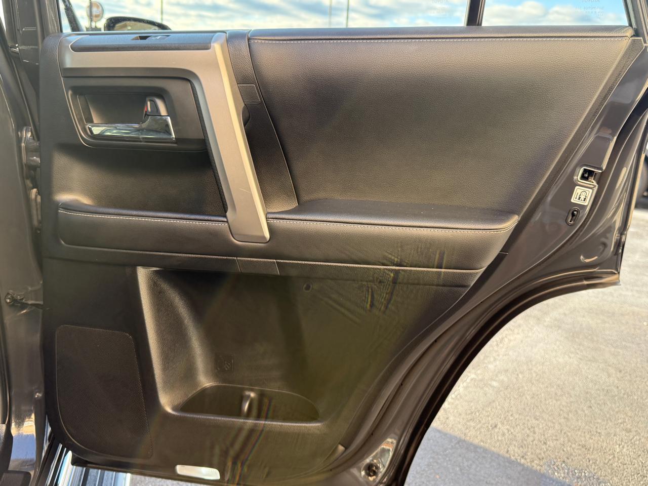 Toyota 4Runner Limited 4WD 2024