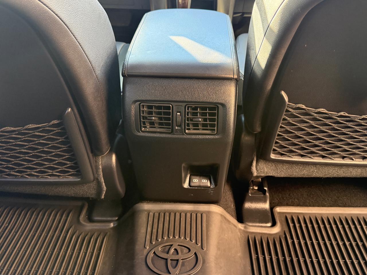 Toyota 4Runner Limited 4WD 2024