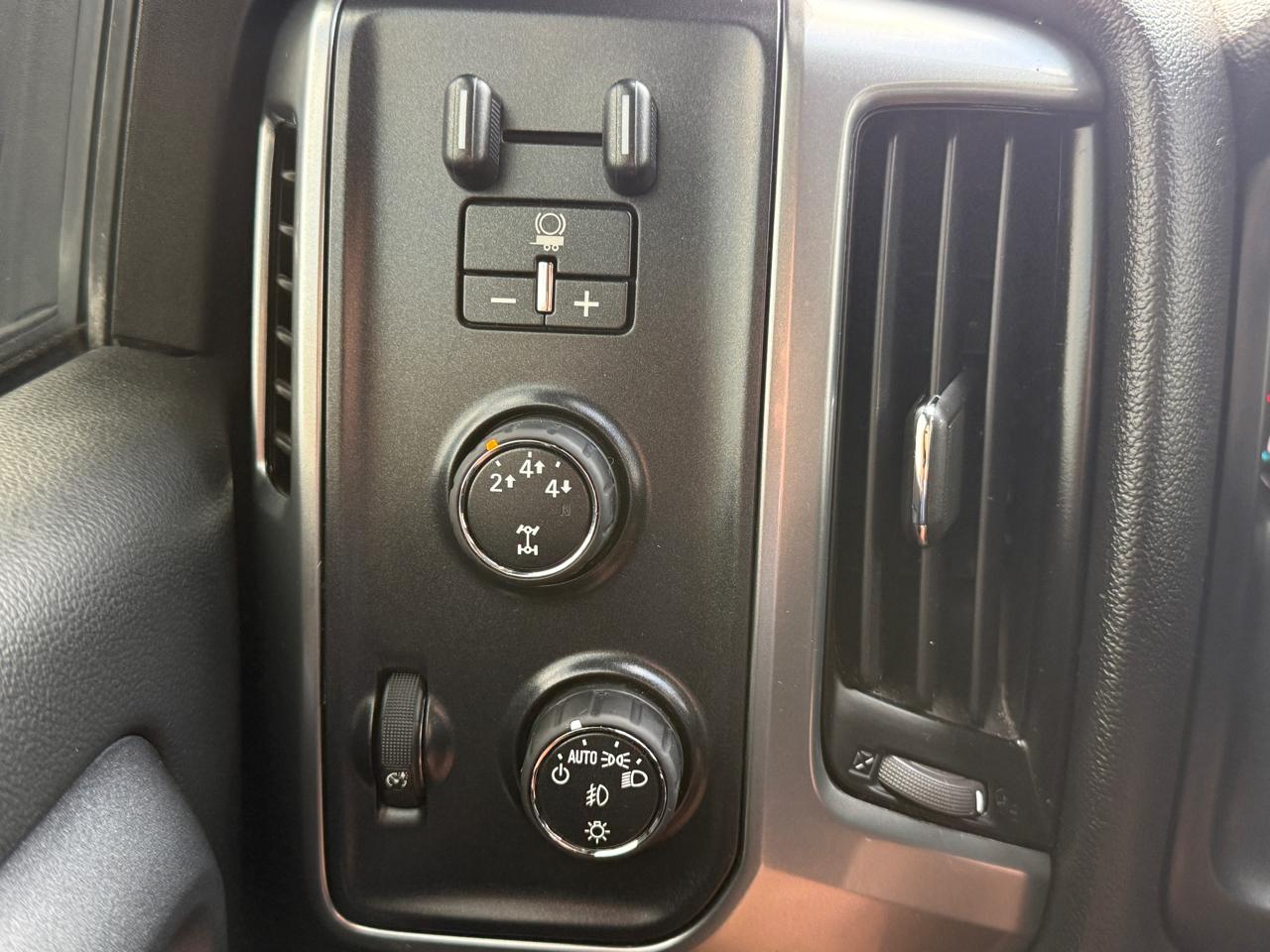 Chevrolet Silverado 2500HD LT Crew Cab 4WD 2016