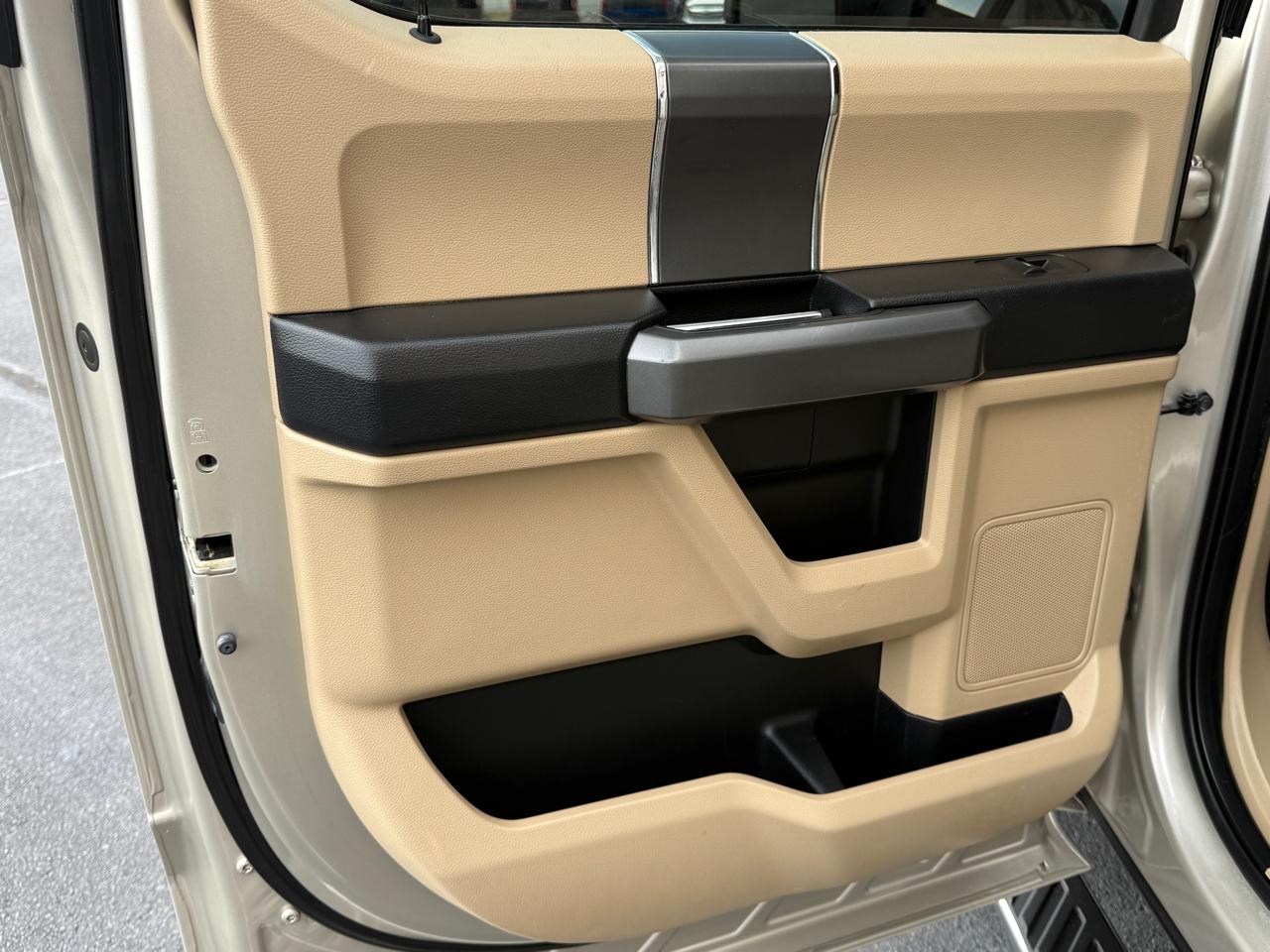 Ford F-150 XLT SuperCrew 4WD 2017