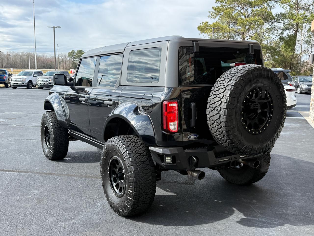 Ford Bronco Base 4-Door w/Advanced 2022