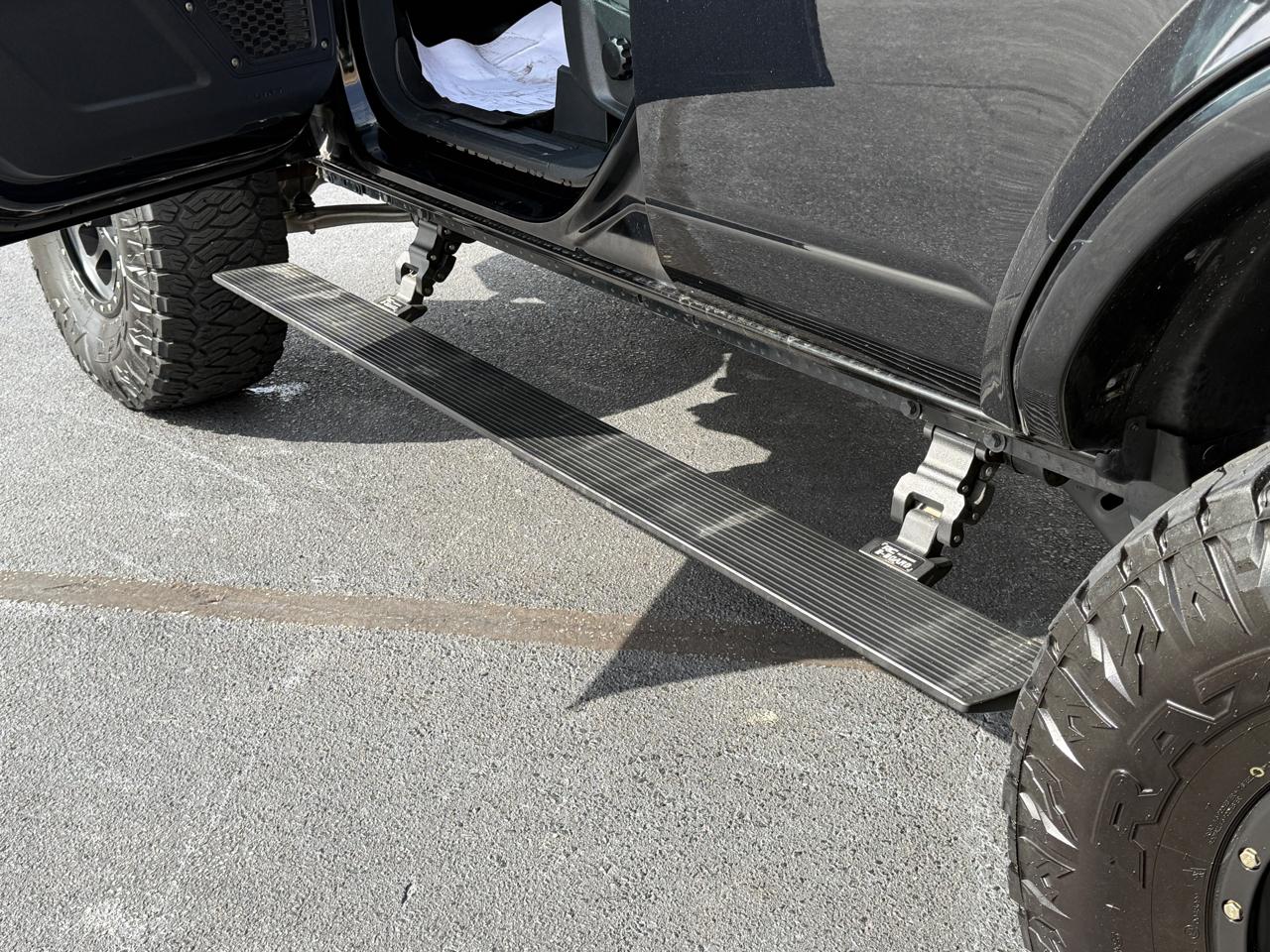 Ford Bronco Base 4-Door w/Advanced 2022