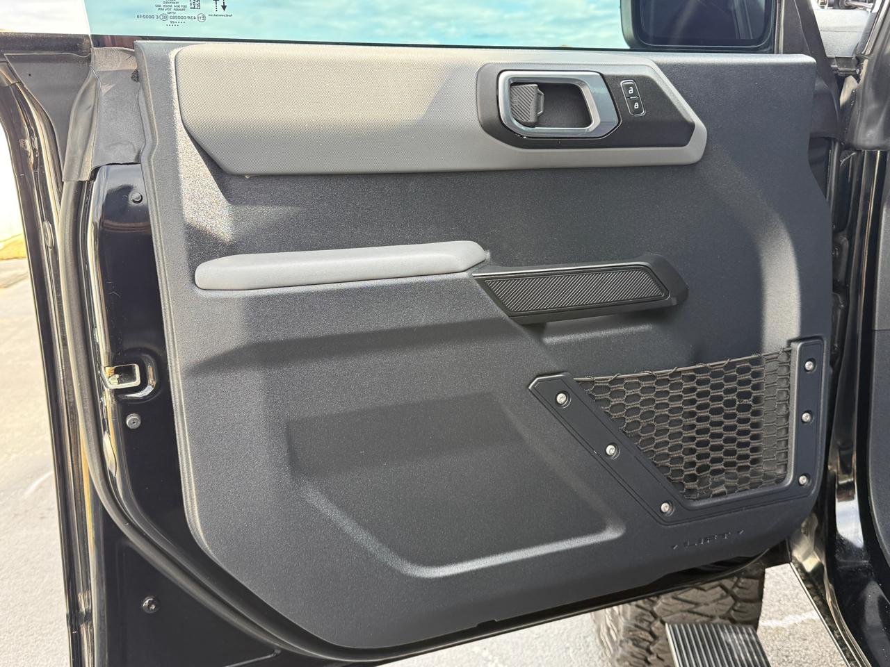 Ford Bronco Base 4-Door w/Advanced 2022