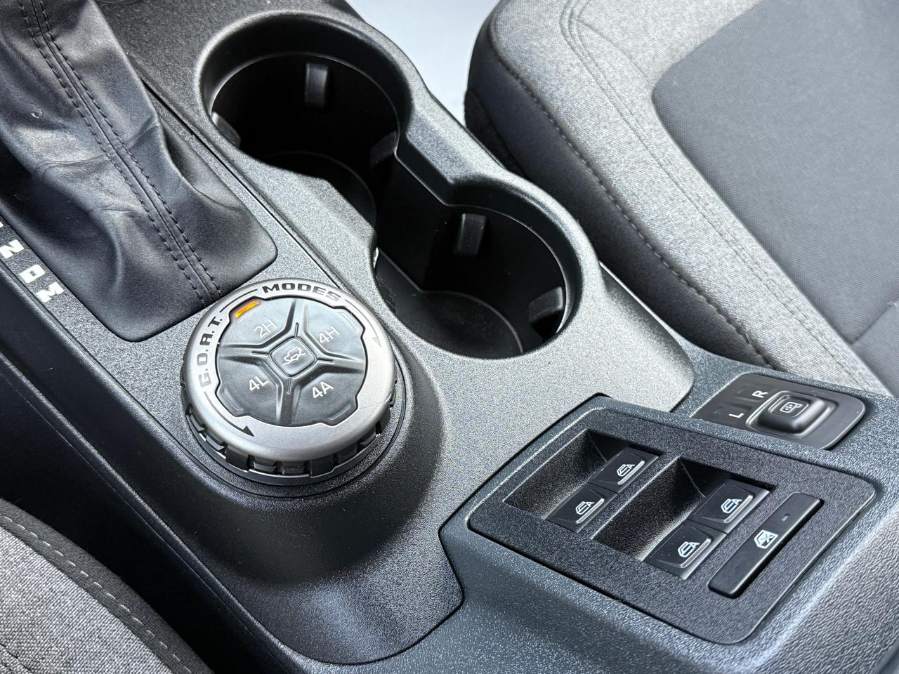 Ford Bronco Base 4-Door w/Advanced 2022