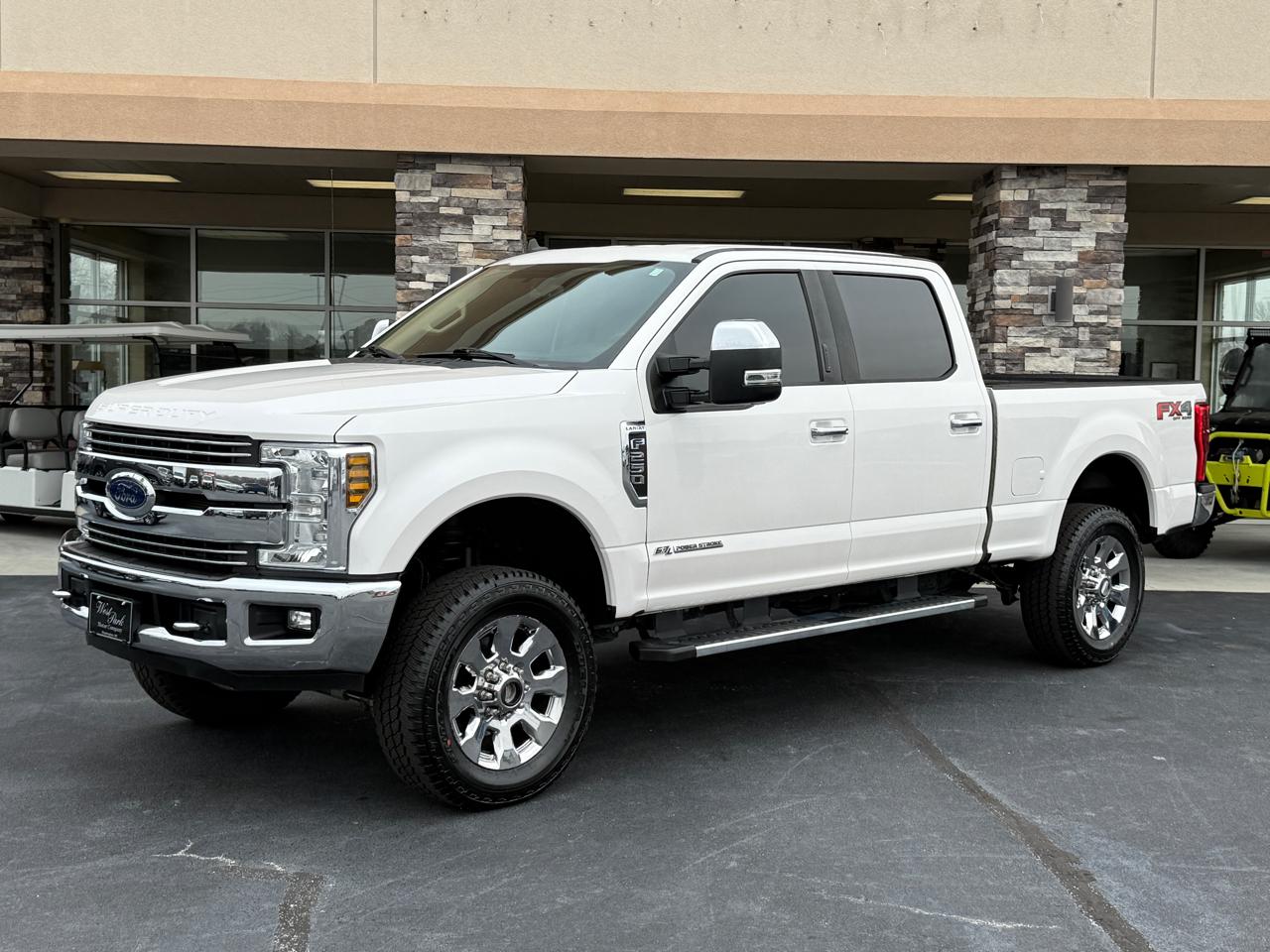 Ford F-250 SD Lariat Crew Cab 4WD 2019