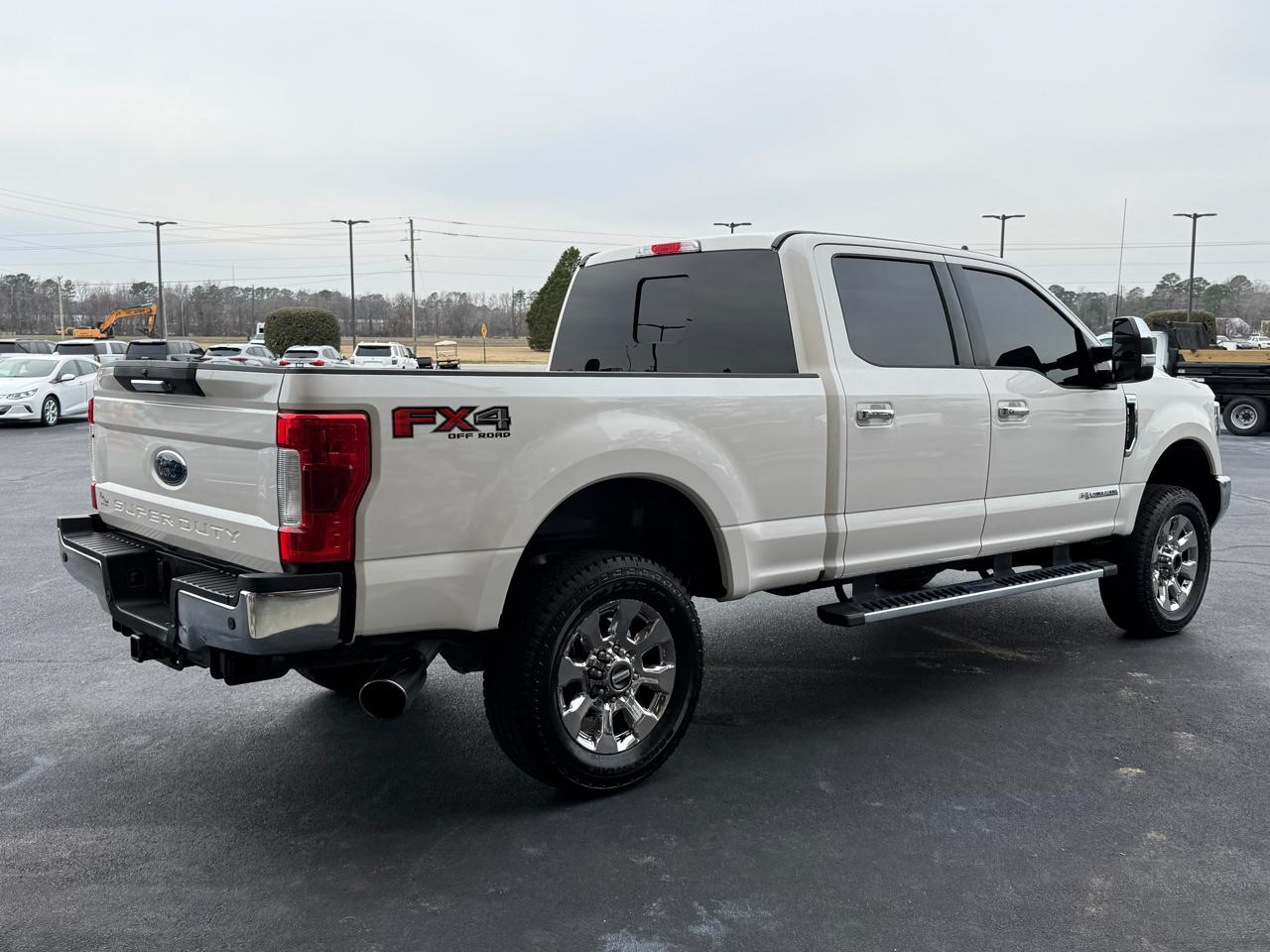 Ford F-250 SD Lariat Crew Cab 4WD 2019