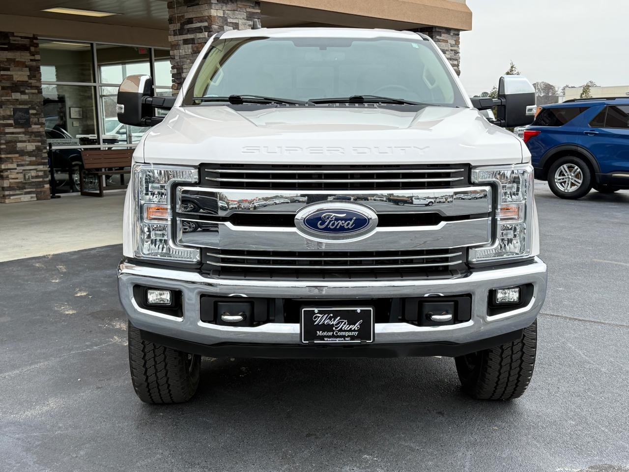 Ford F-250 SD Lariat Crew Cab 4WD 2019