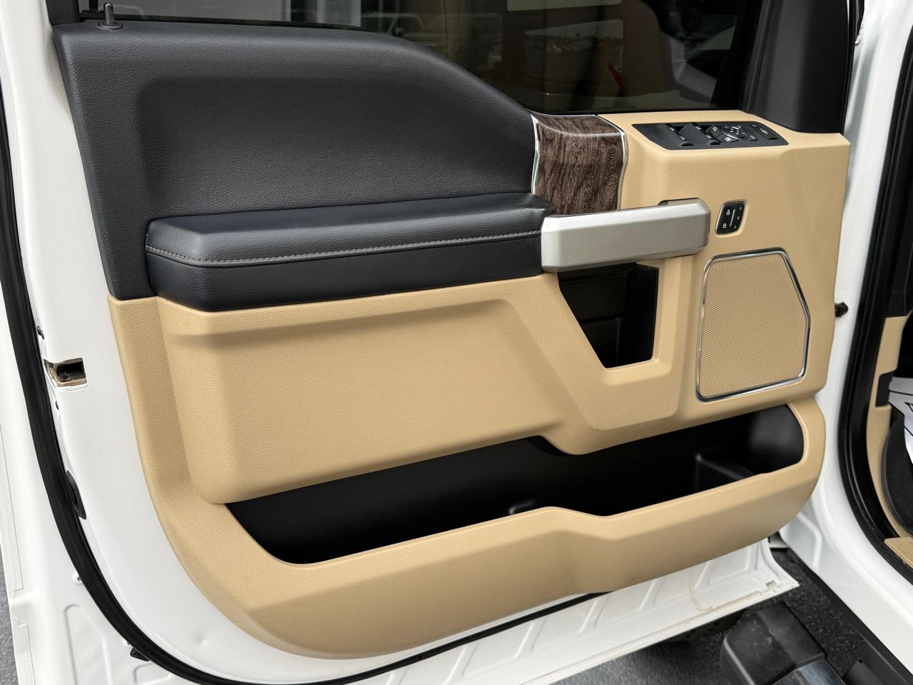 Ford F-250 SD Lariat Crew Cab 4WD 2019