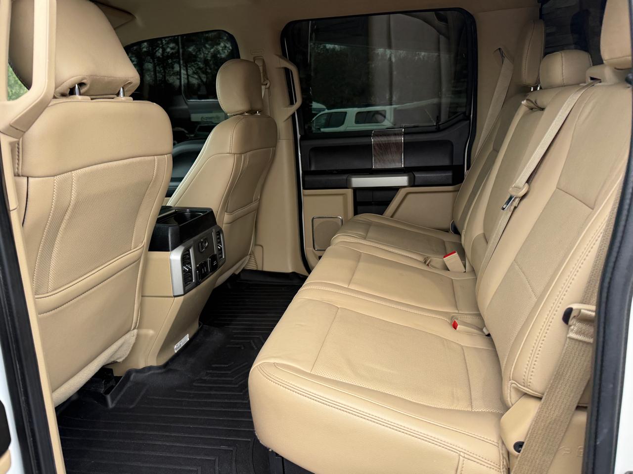 Ford F-250 SD Lariat Crew Cab 4WD 2019