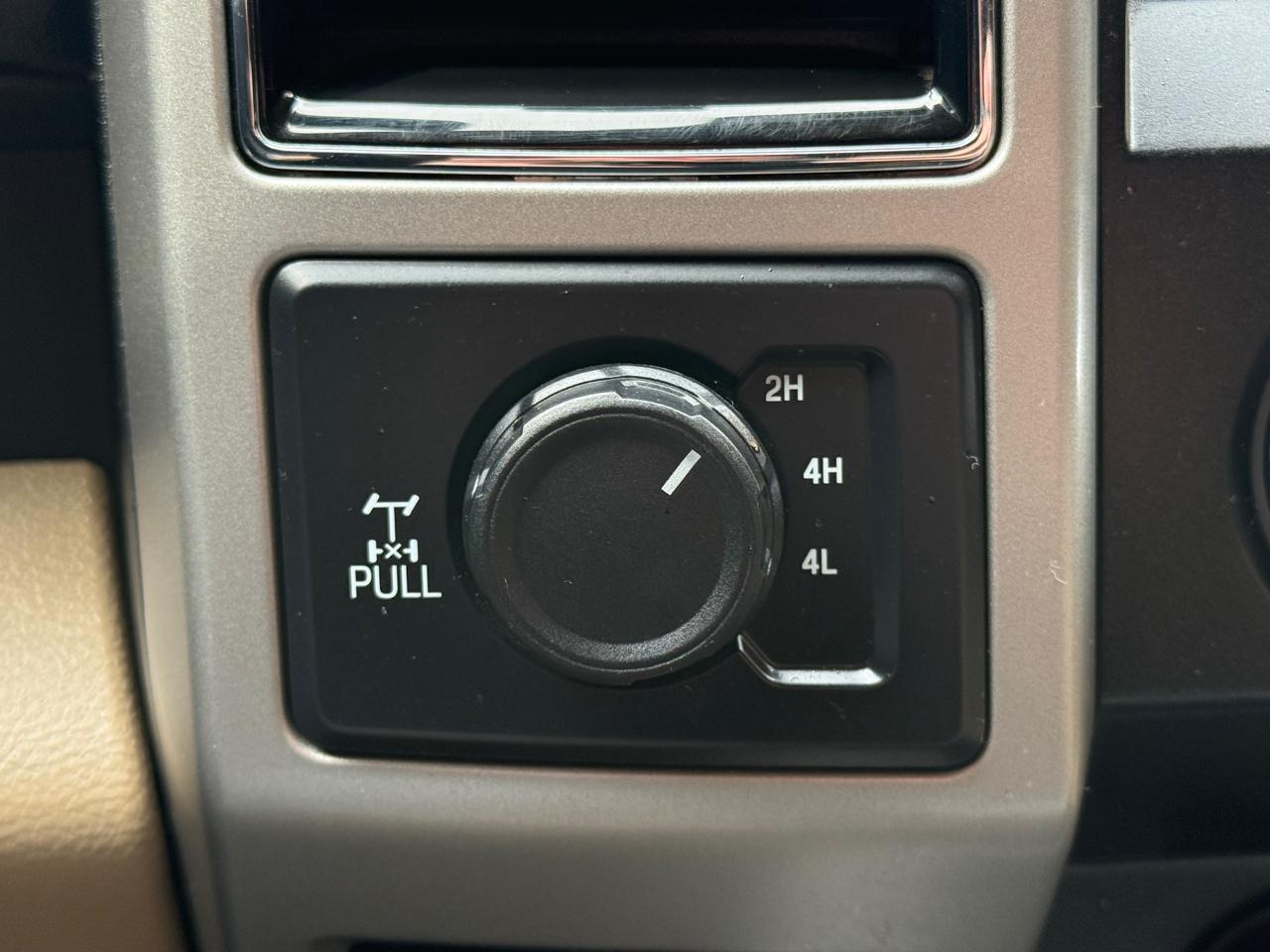 Ford F-250 SD Lariat Crew Cab 4WD 2019