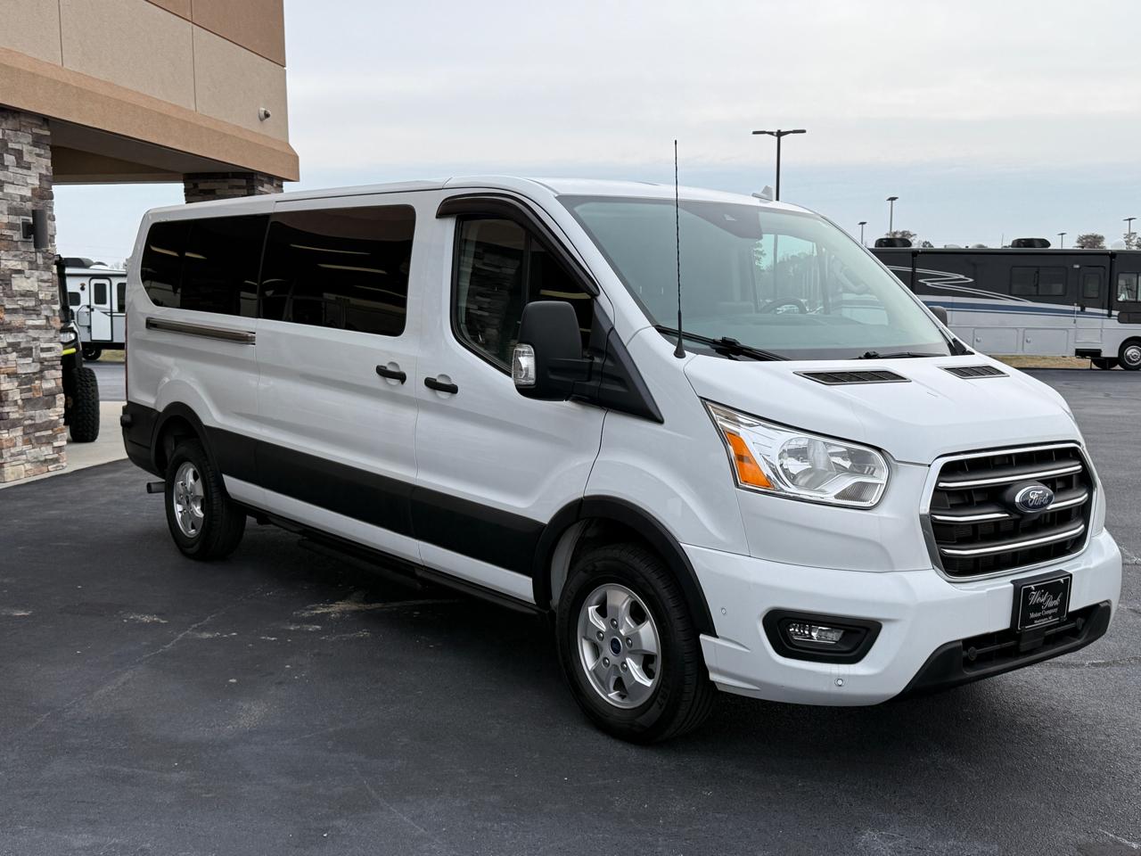 Ford Transit 350 Wagon Low Roof XL w/Sliding Pass. 148-in. WB 2020