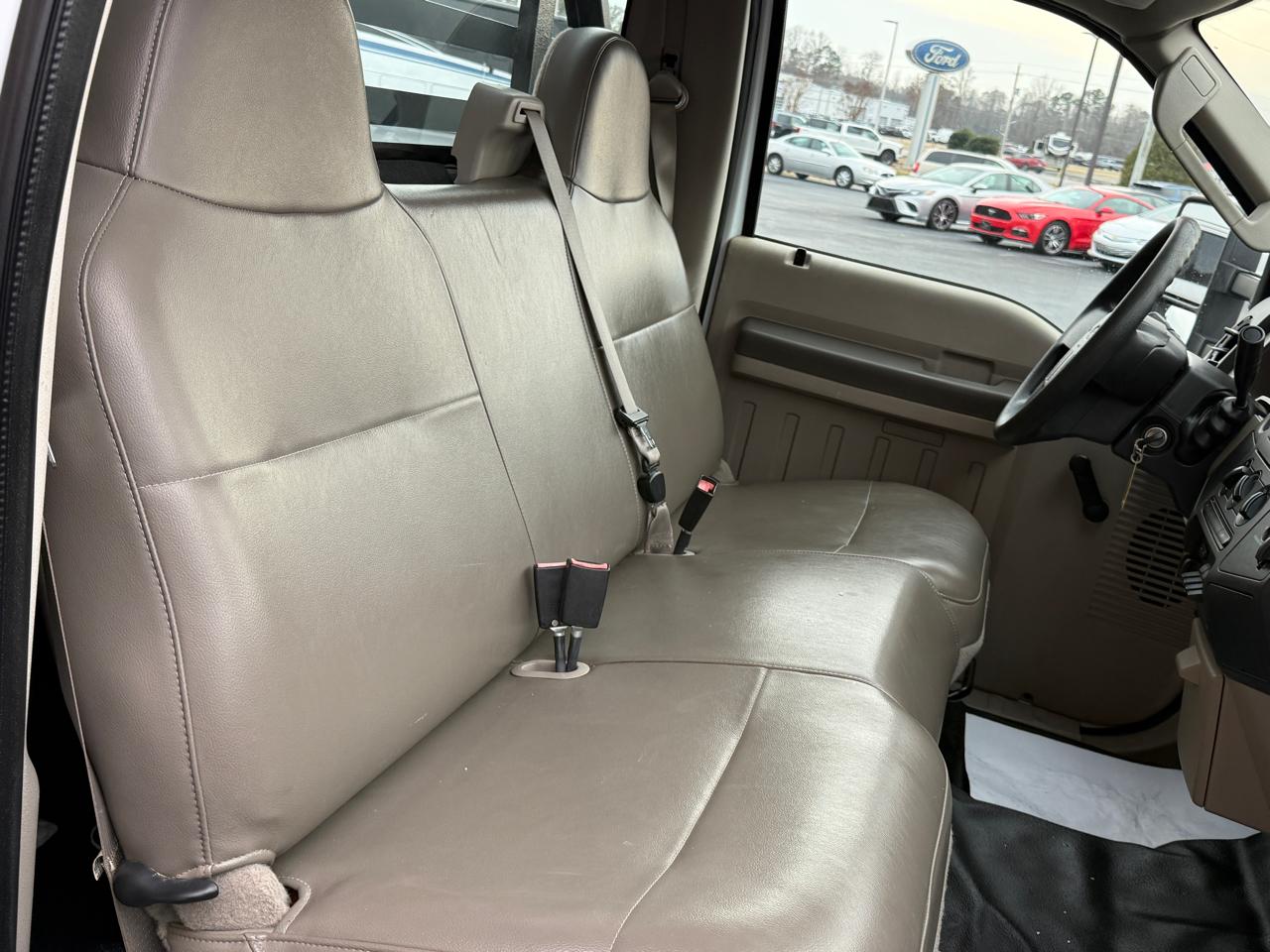 Ford F-450 SD Regular Cab 2WD DRW 2008