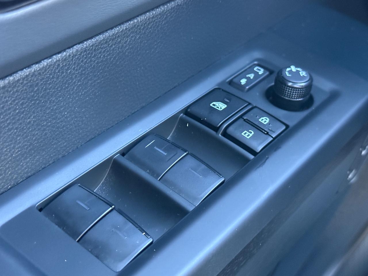 Toyota Sequoia Capstone 4WD (Natl) 2026