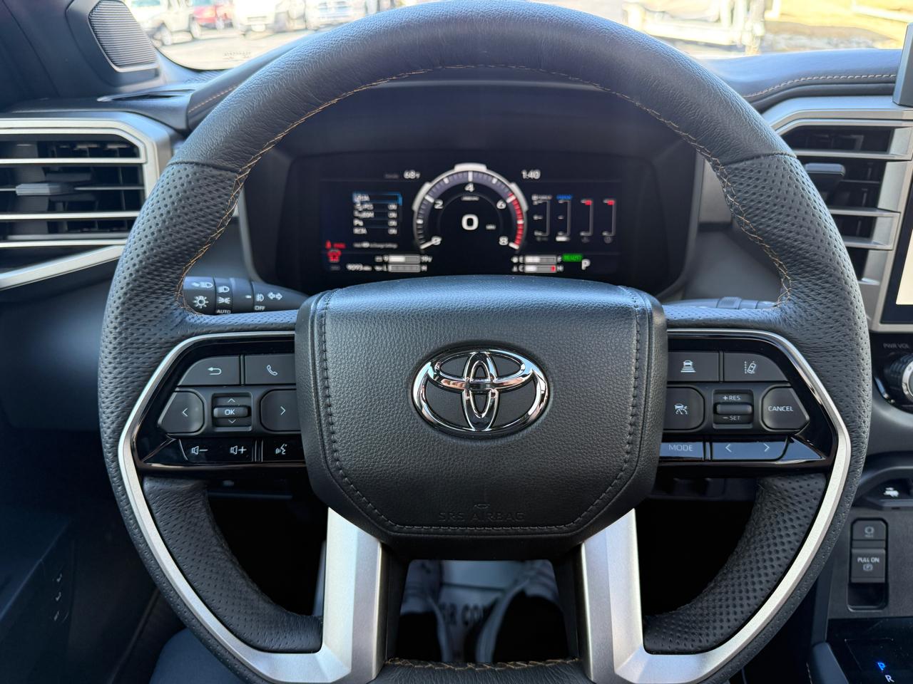 Toyota Sequoia Capstone 4WD (Natl) 2026