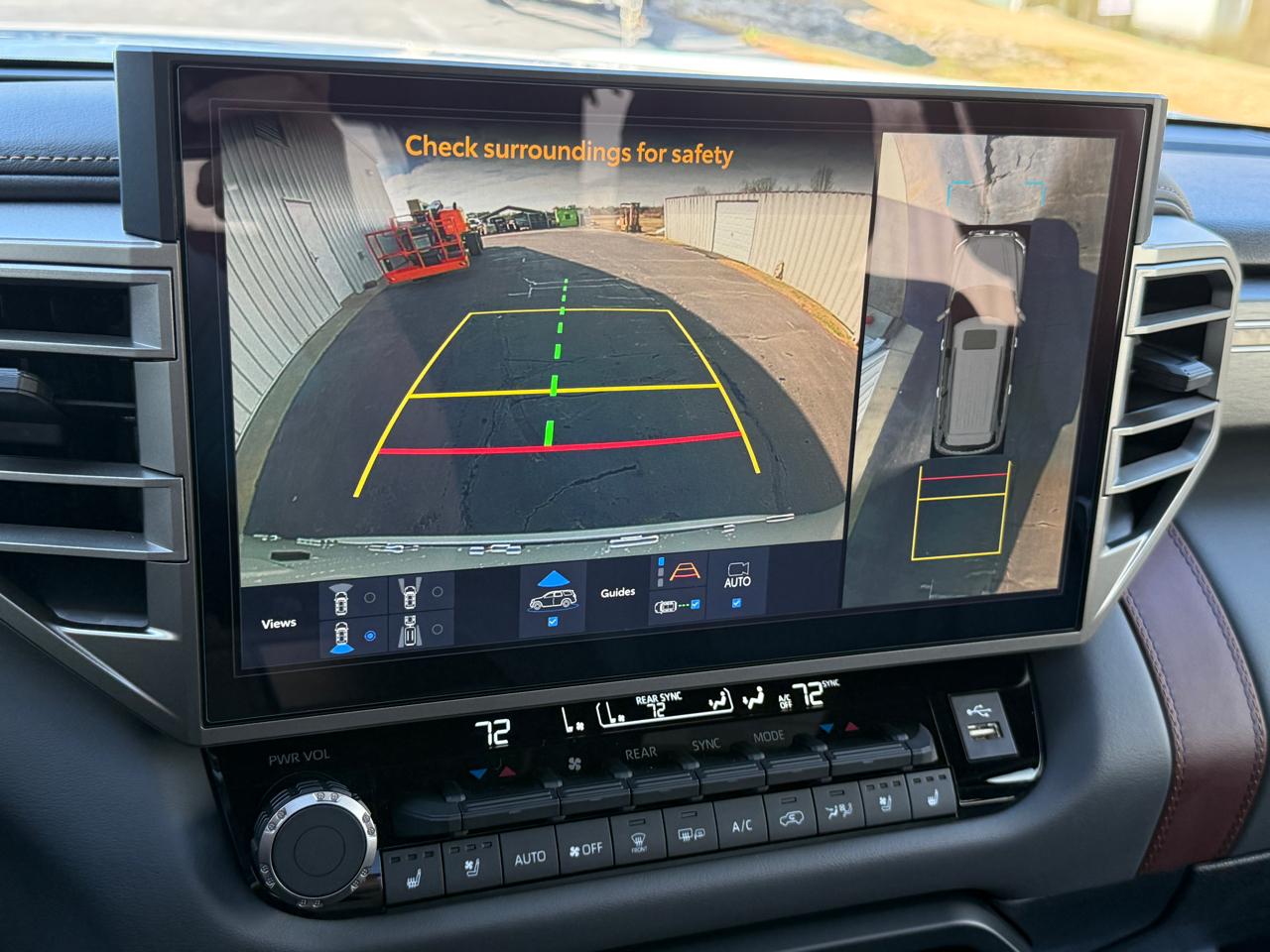 Toyota Sequoia Capstone 4WD (Natl) 2026