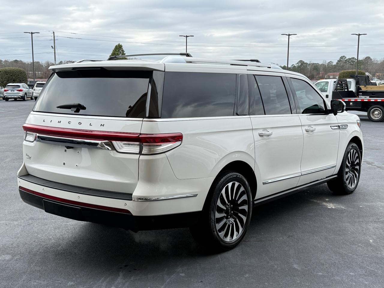Lincoln Navigator L Black Label 4WD 2023