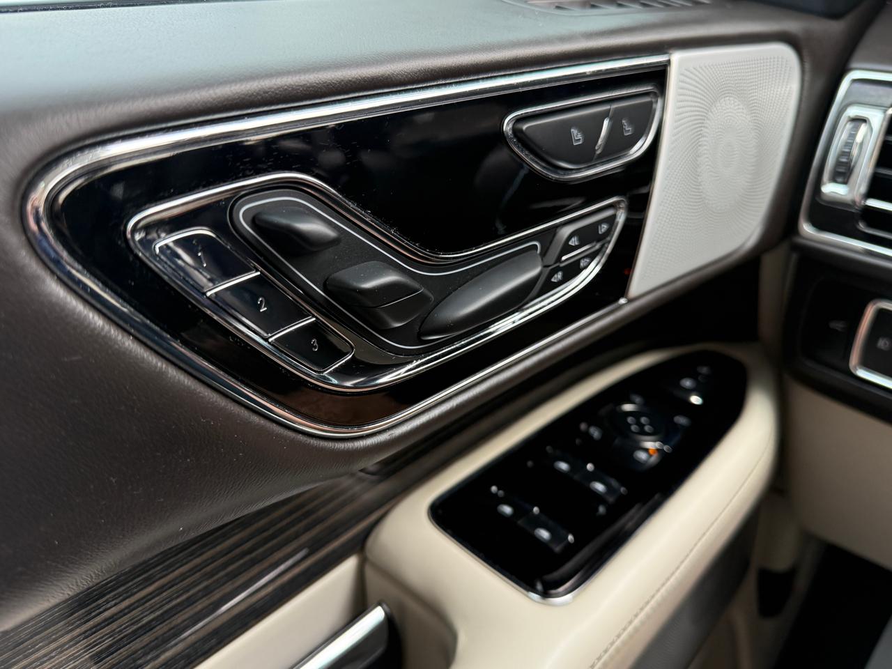 Lincoln Navigator L Black Label 4WD 2023