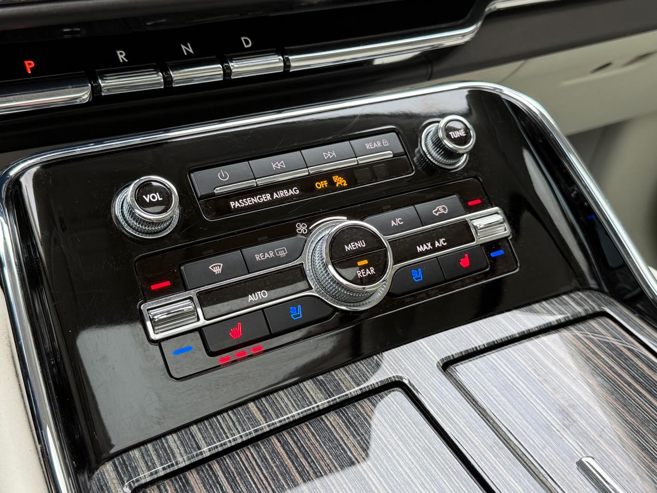 Lincoln Navigator L Black Label 4WD 2023