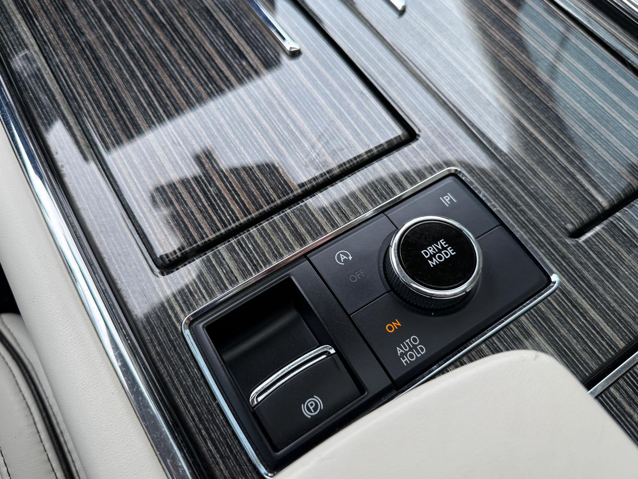 Lincoln Navigator L Black Label 4WD 2023