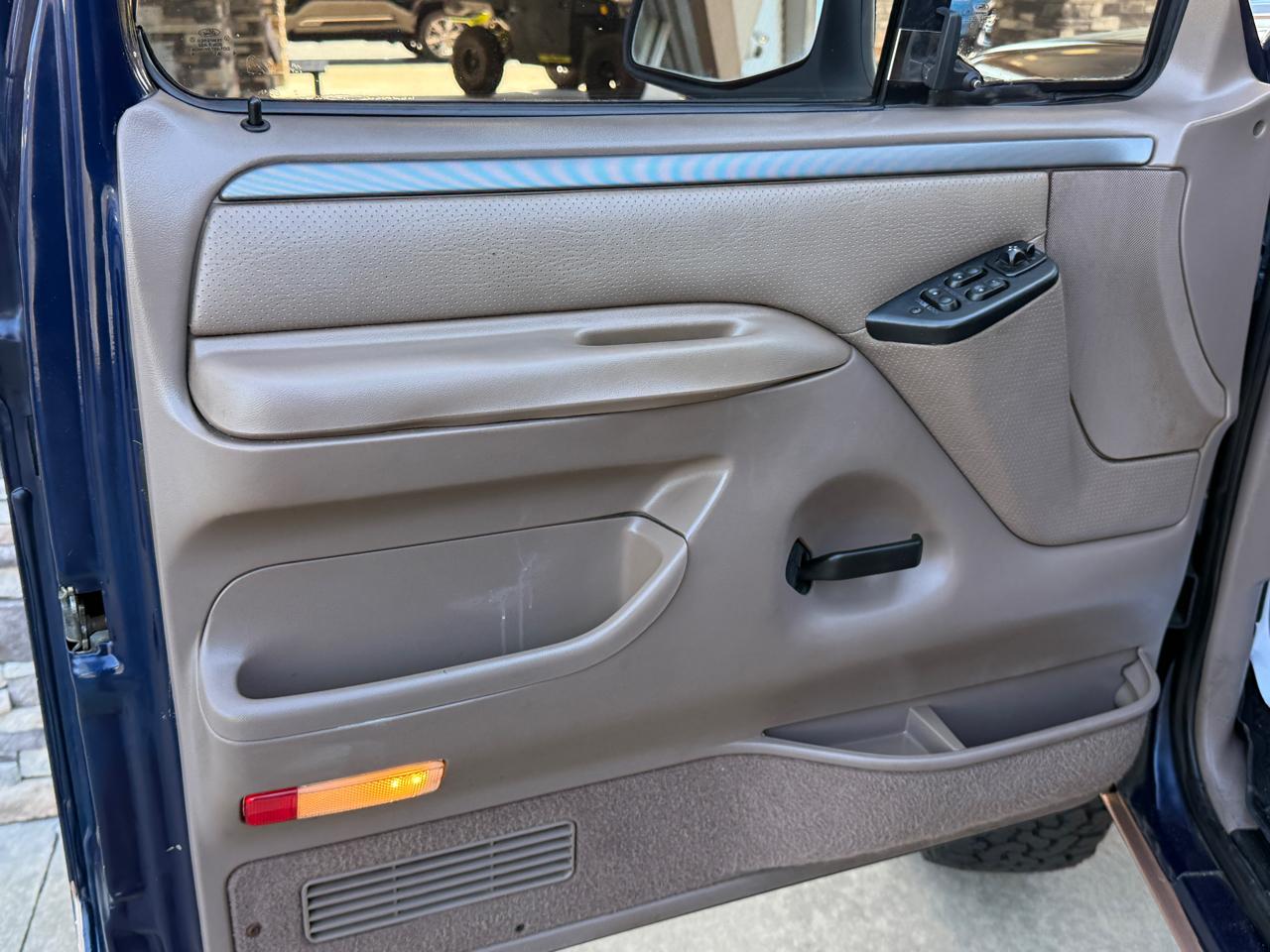 Ford Bronco 2dr Eddie Bauer 1995