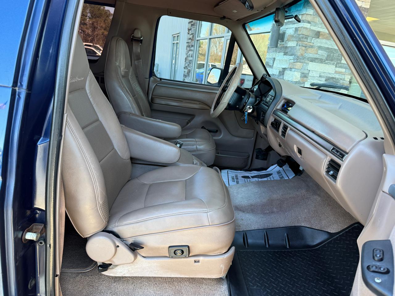 Ford Bronco 2dr Eddie Bauer 1995