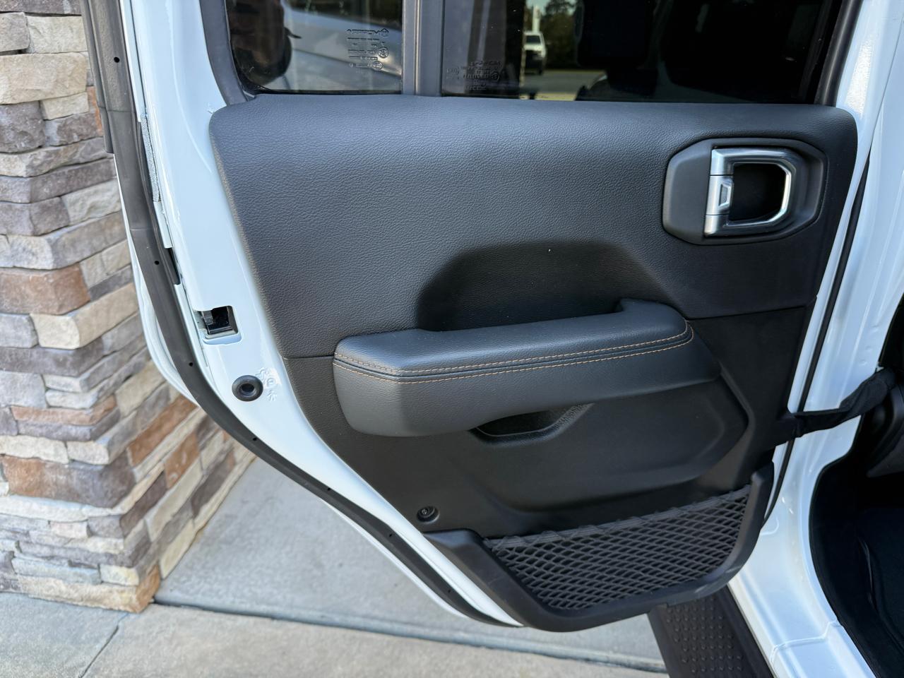 Jeep Wrangler Unlimited Sahara 2023