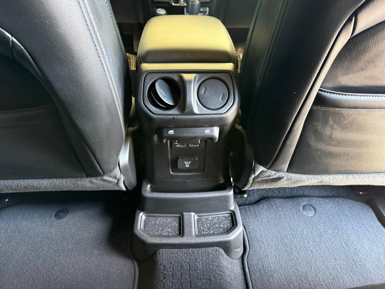 Jeep Wrangler Unlimited Sahara 2023