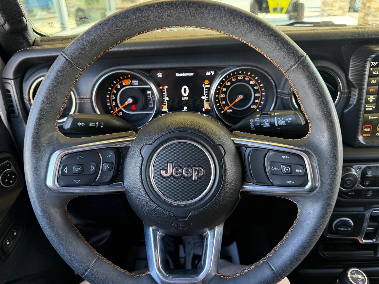 Jeep Wrangler Unlimited Sahara 2023